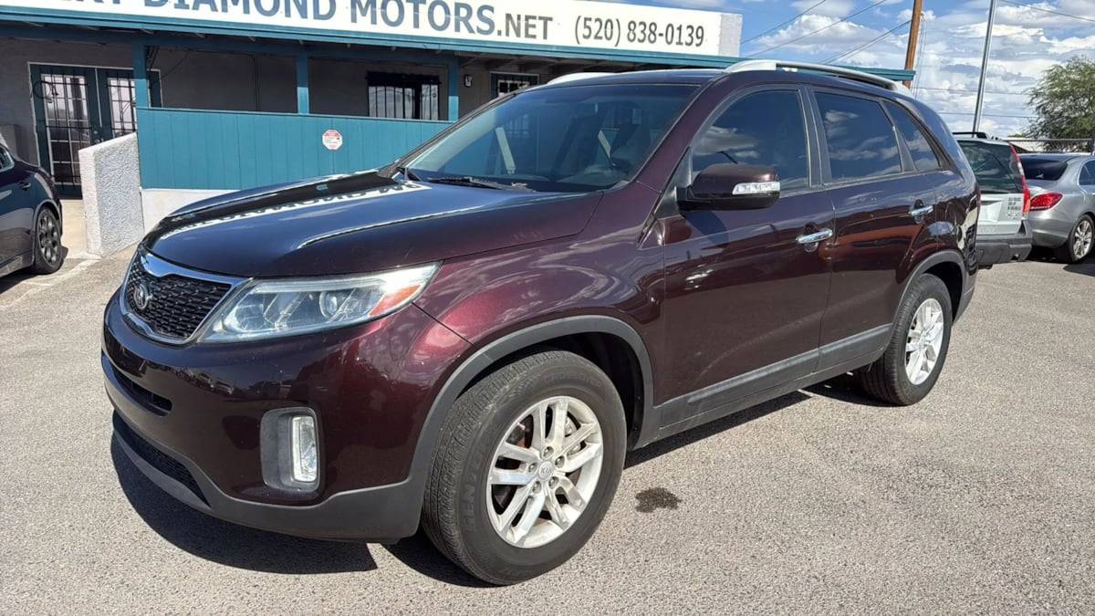 2015 Kia Sorento LX V6 — SUV — 148,235 mi — Tucson, AZ