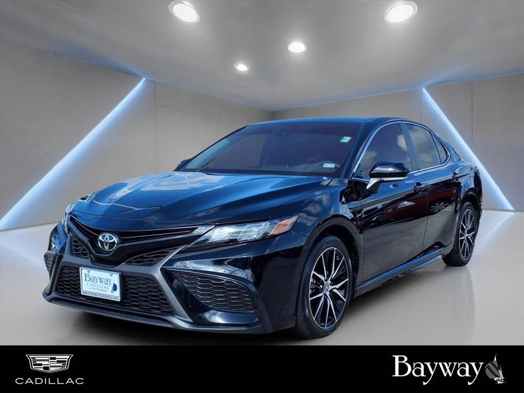 2024 Toyota Camry SE — Sedan — 17,812 mi — The Woodlands, TX