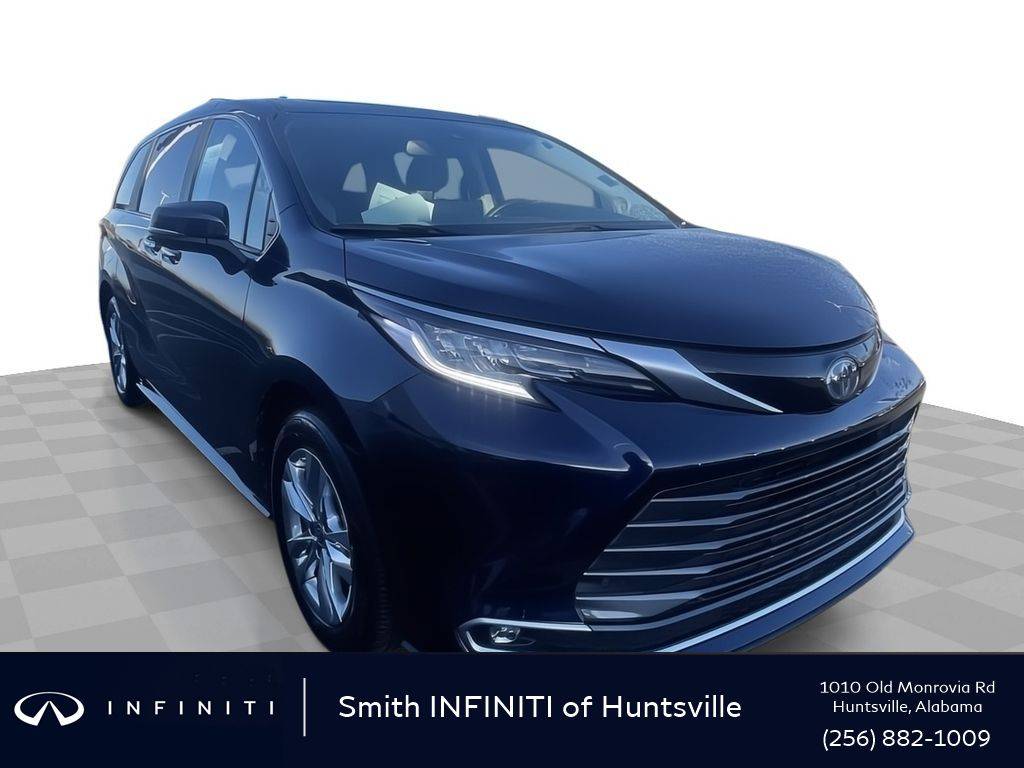 2024 Toyota Sienna Limited — Minivan — 21,396 mi — Huntsville, AL
