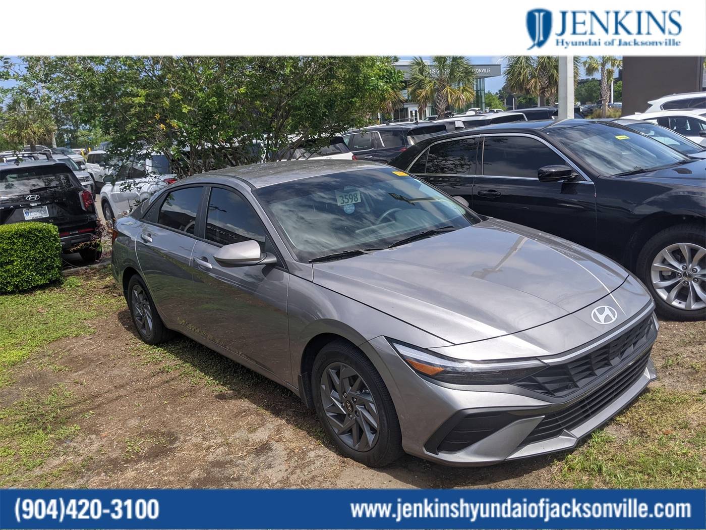 2024 Hyundai Elantra Hybrid Blue — Sedan — 14,973 mi — Jacksonville, FL