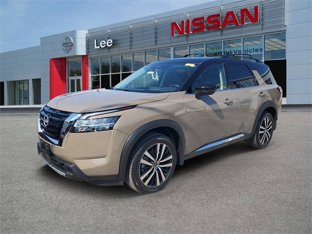 2024 Nissan Pathfinder Platinum — SUV — 4,503 mi — Fort Walton Beach, FL