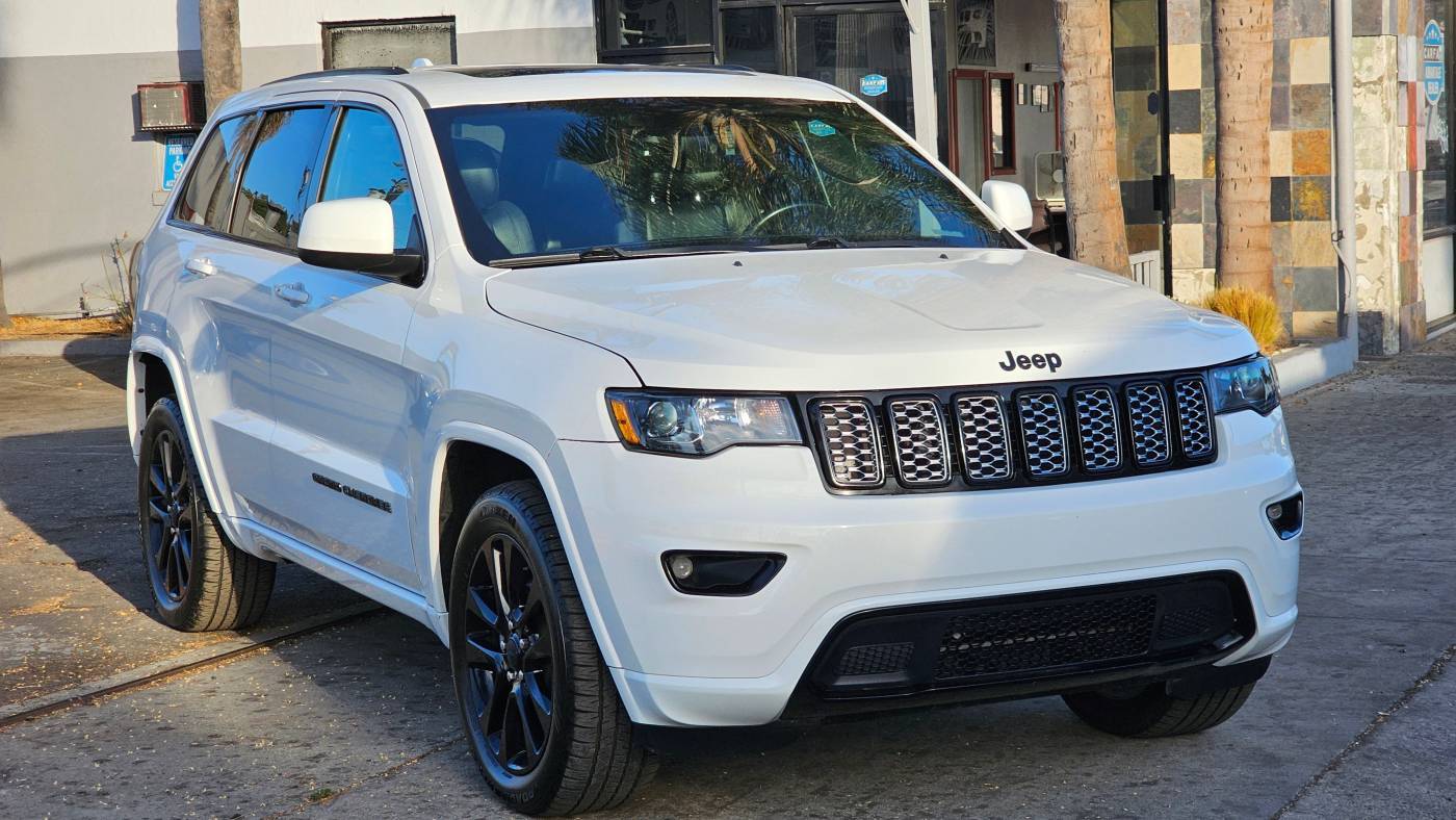 2017 Jeep Grand Cherokee Altitude — SUV — 105,580 mi — South Gate, CA