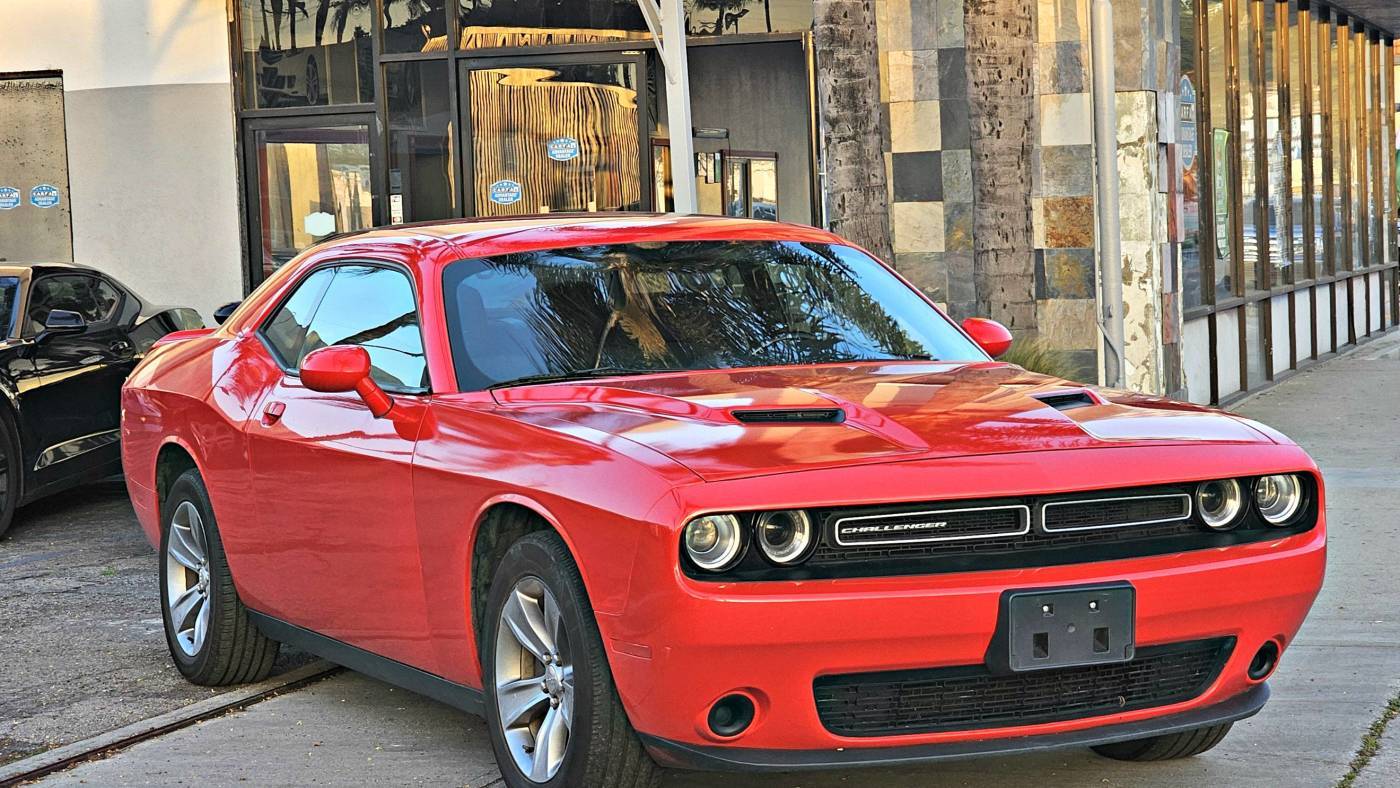 2021 Dodge Challenger SXT — Coupe — 61,562 mi — South Gate, CA