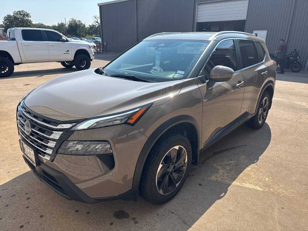 2024 Nissan Rogue SV — SUV — 5,432 mi — Granbury, TX