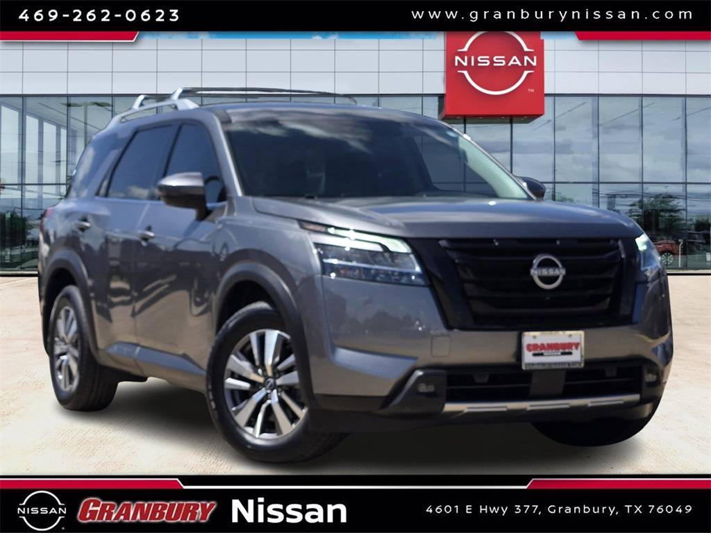 2023 Nissan Pathfinder SL — SUV — 32,400 mi — Granbury, TX