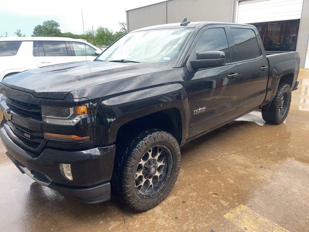 2018 Chevrolet Silverado 1500 LT — Pickup Truck — 115,000 mi — Granbury, TX
