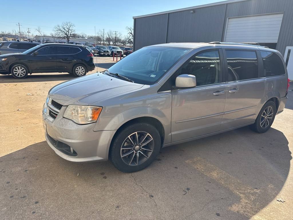 2017 Dodge Grand Caravan SXT — Minivan — 160,842 mi — Granbury, TX