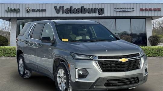 2023 Chevrolet Traverse LS — SUV — 69,541 mi — Vicksburg, MI