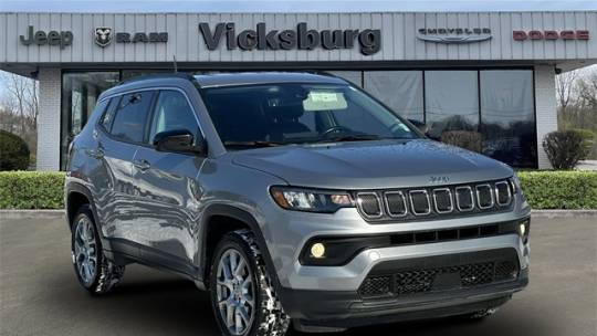2022 Jeep Compass Latitude Lux — SUV — 45,186 mi — Vicksburg, MI