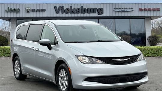 2022 Chrysler Voyager LX — Minivan — 60,622 mi — Vicksburg, MI