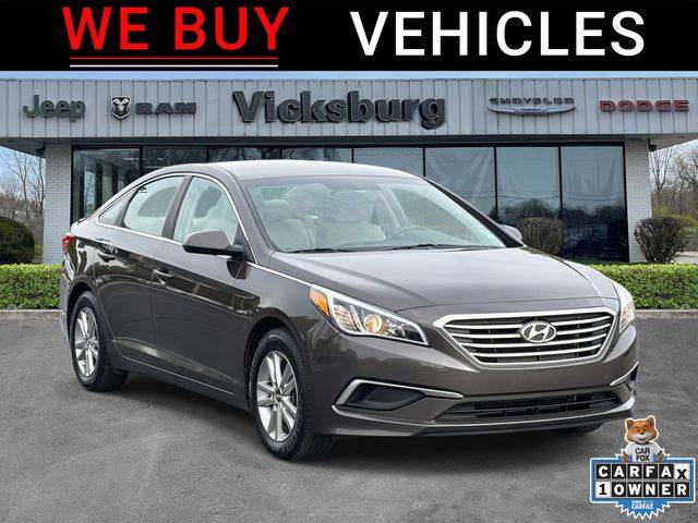 2017 Hyundai Sonata Base — Sedan — 149,128 mi — Vicksburg, MI