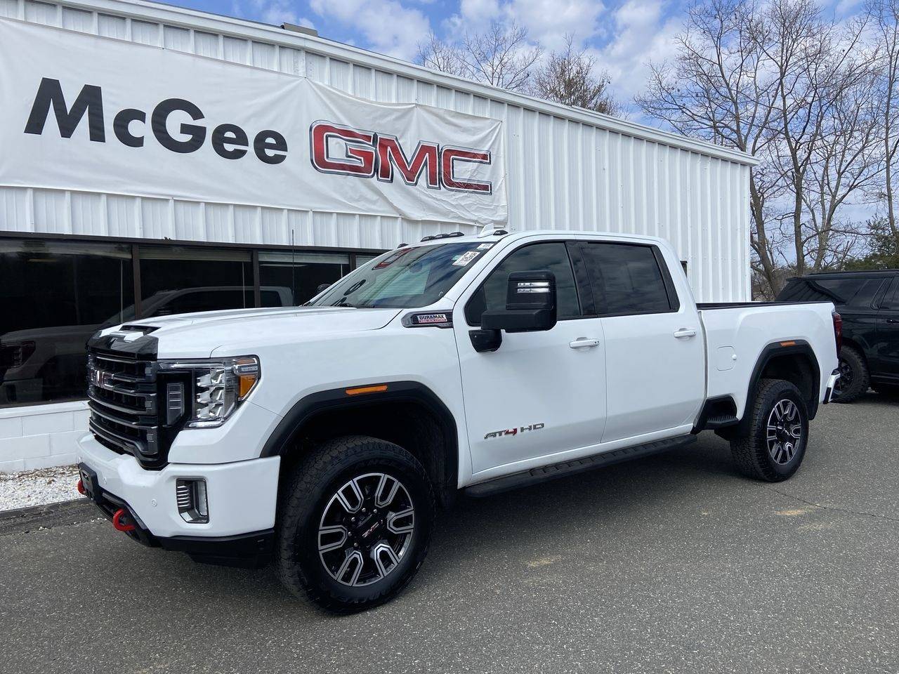 2023 GMC Sierra 2500HD AT4 — Pickup Truck — 25,087 mi — Charlton, MA