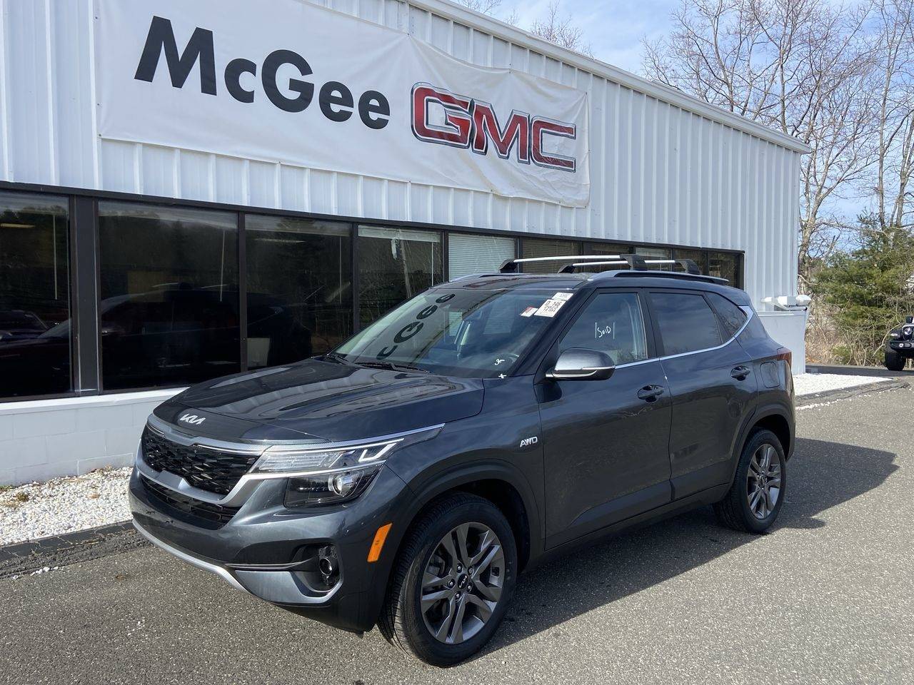 2022 Kia Seltos S — SUV — 14,084 mi — Charlton, MA