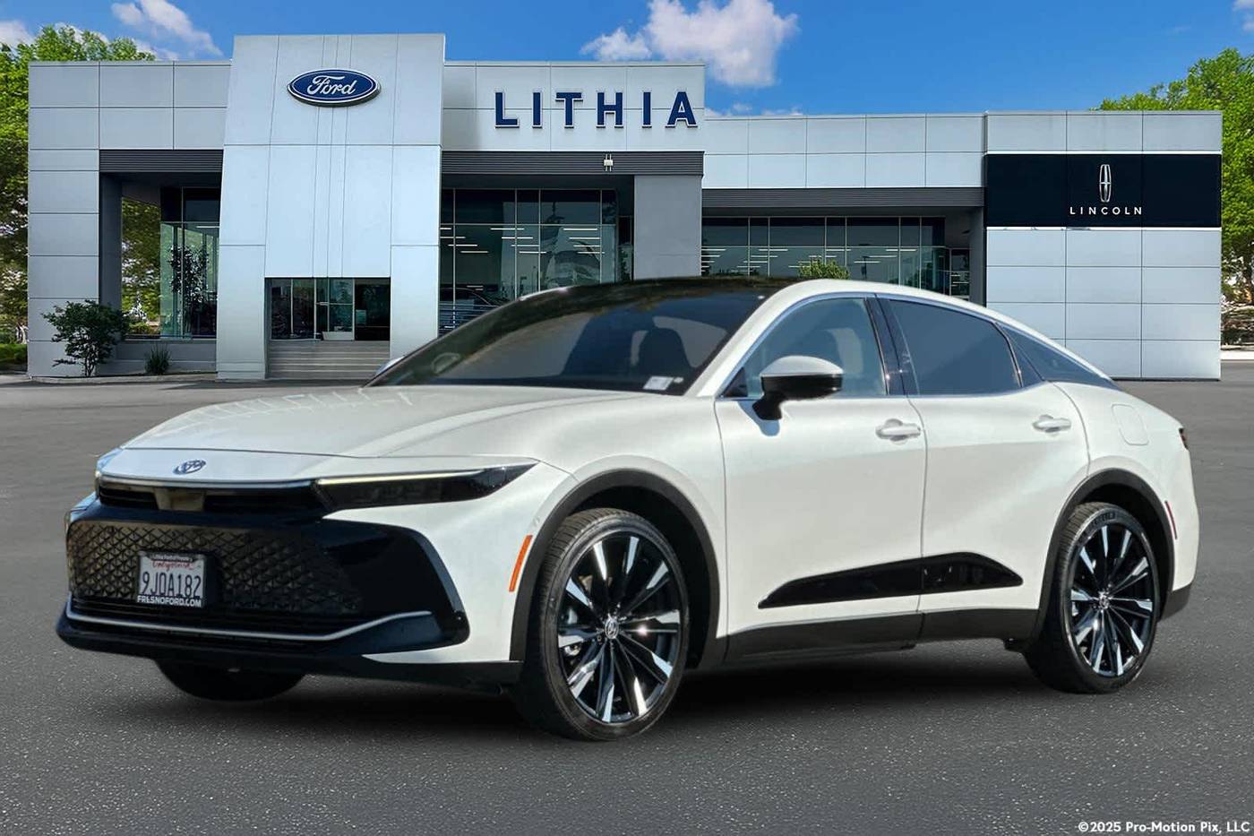 2023 Toyota Crown Platinum — Sedan — 29,882 mi — Fresno, CA