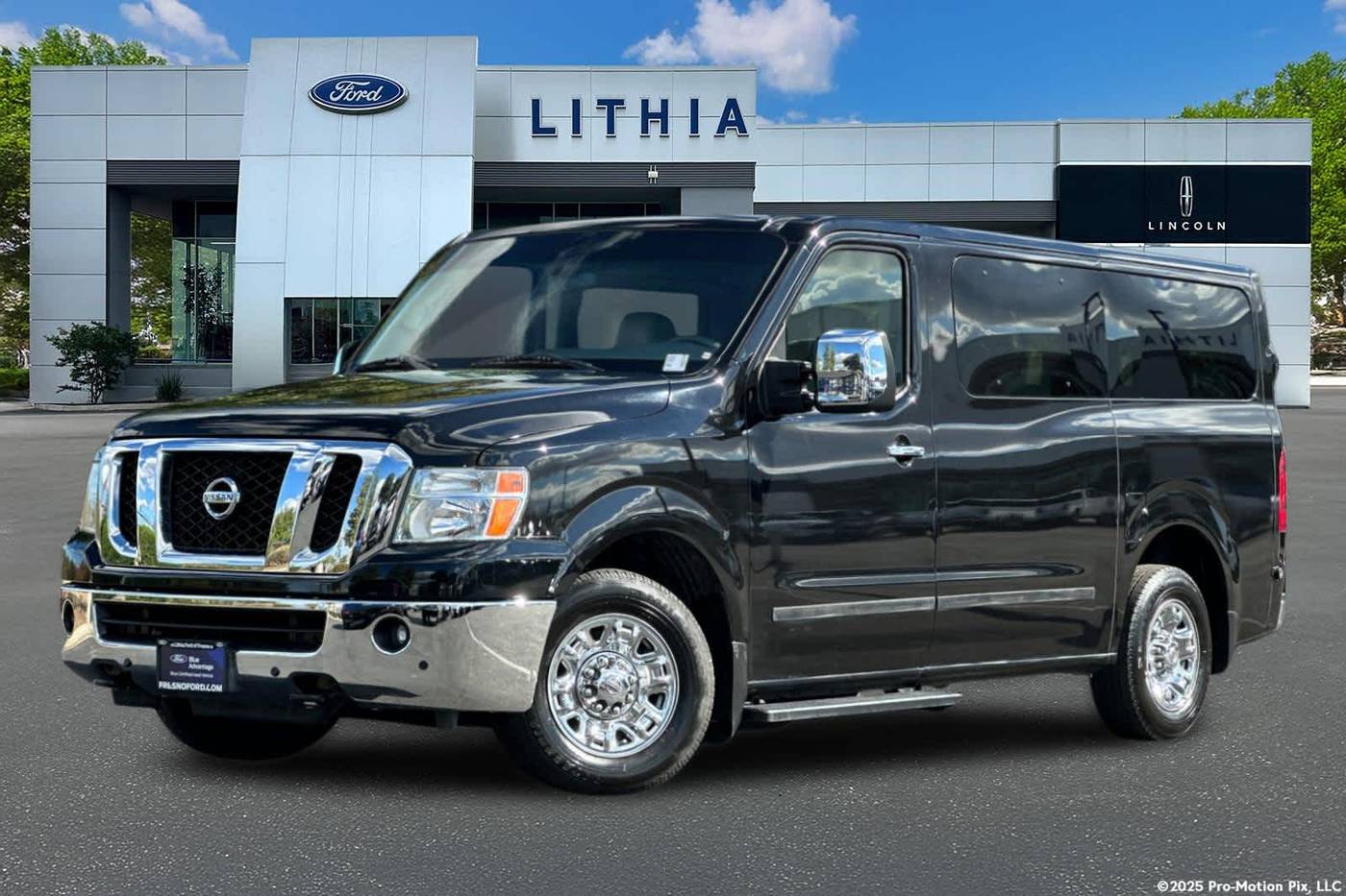 2017 Nissan NV Passenger SL — Passenger Van — 67,063 mi — Fresno, CA