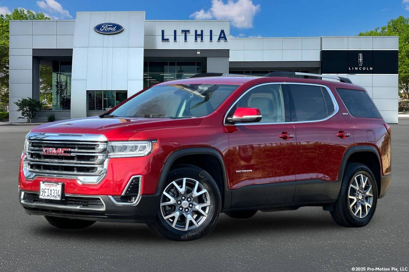 2023 GMC Acadia SLT — SUV — 61,002 mi — Fresno, CA