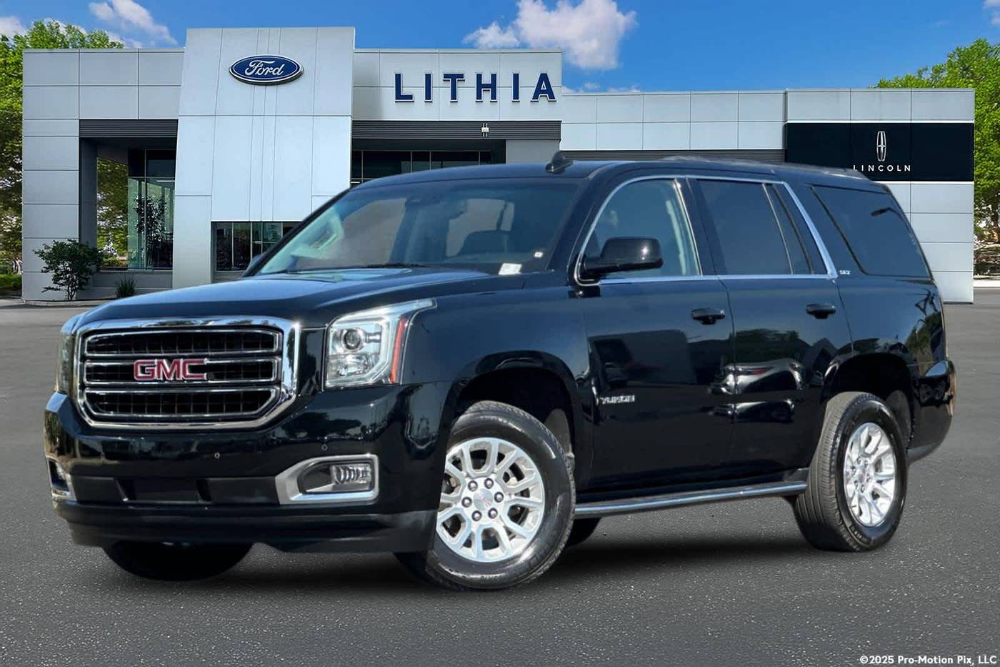 2019 GMC Yukon SLT — SUV — 103,953 mi — Fresno, CA