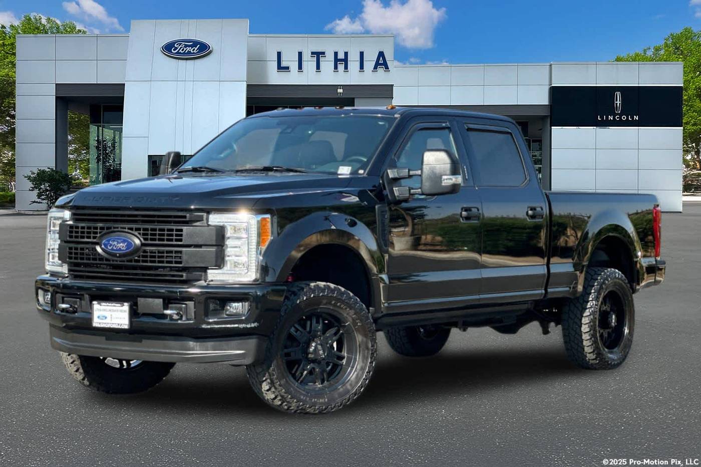 2017 Ford Super Duty F-250 Platinum — Pickup Truck — 14,876 mi — Fresno, CA