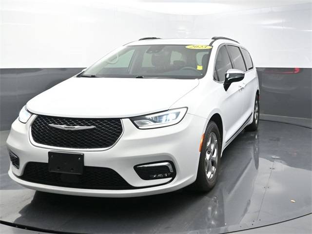 2023 Chrysler Pacifica Limited — Minivan — 60,969 mi — Columbus, GA