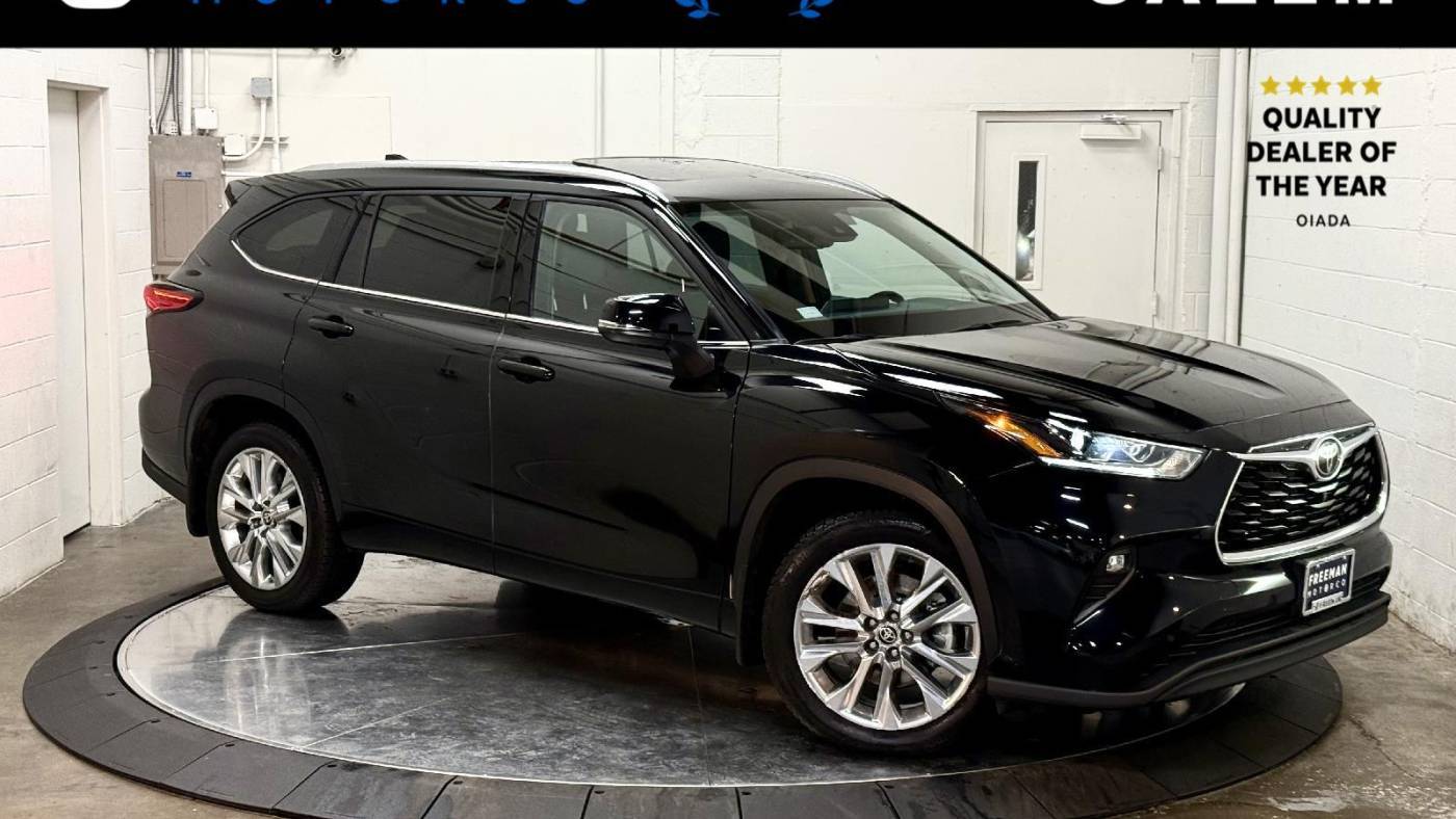 2022 Toyota Highlander Limited — SUV — 27,257 mi — Salem, OR