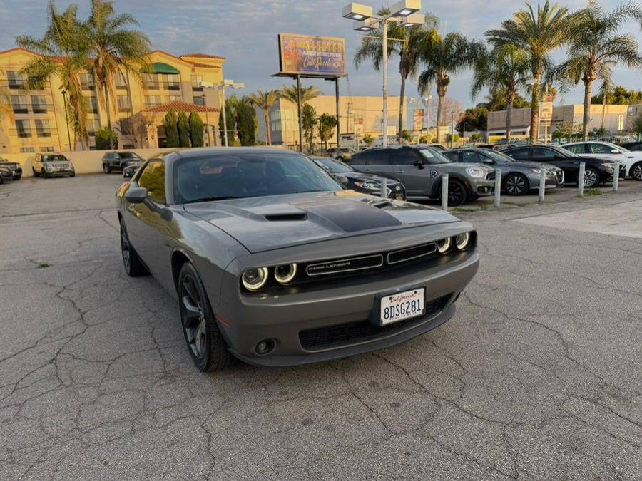 2018 Dodge Challenger SXT Plus