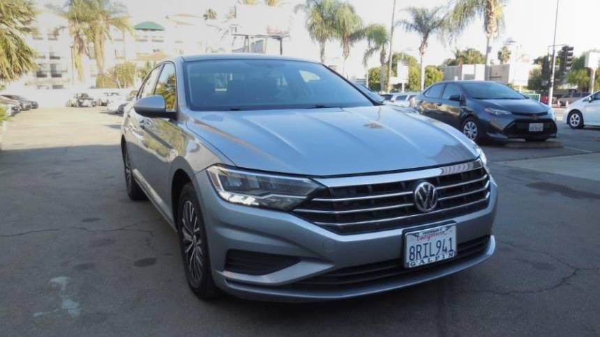2020 Volkswagen Jetta SE — Sedan — 104,522 mi — Hawaiian Gardens, CA
