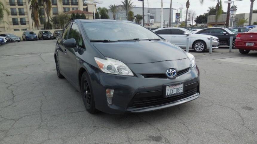 2015 Toyota Prius Two — Hatchback — 117,049 mi — Hawaiian Gardens, CA