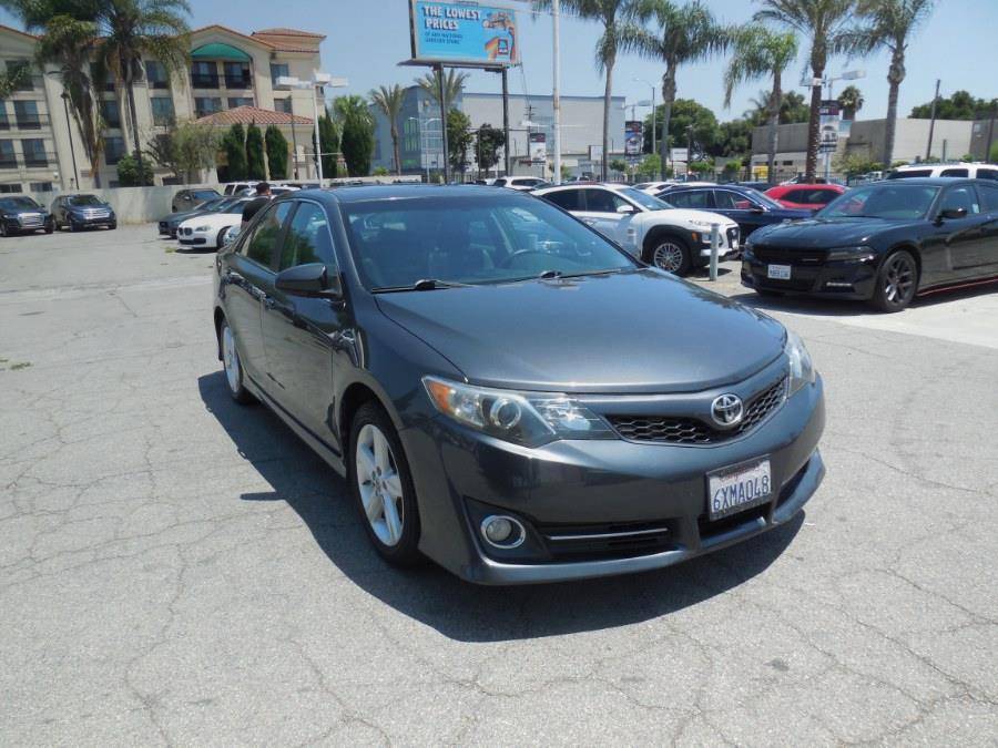 2012 Toyota Camry SE — Sedan — 84,553 mi — Hawaiian Gardens, CA