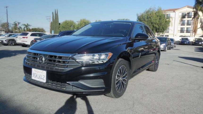 2019 Volkswagen Jetta SE — Sedan — 104,899 mi — Hawaiian Gardens, CA