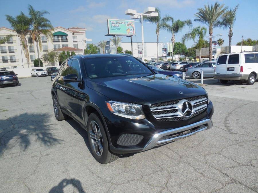 2019 Mercedes-Benz GLC GLC 300 — SUV — 127,541 mi — Hawaiian Gardens, CA