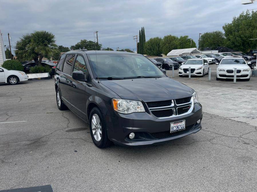 2018 Dodge Grand Caravan SXT — Minivan — 105,055 mi — Hawaiian Gardens, CA