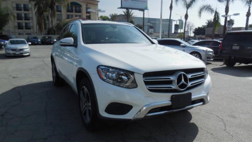2018 Mercedes-Benz GLC GLC 300 — SUV — 107,947 mi — Hawaiian Gardens, CA
