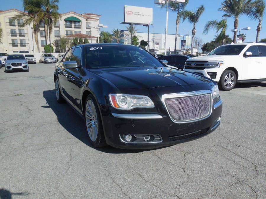 2013 Chrysler 300 C — Sedan — 103,561 mi — Hawaiian Gardens, CA