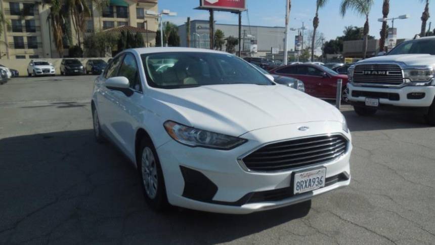 2020 Ford Fusion S — Sedan — 117,638 mi — Hawaiian Gardens, CA