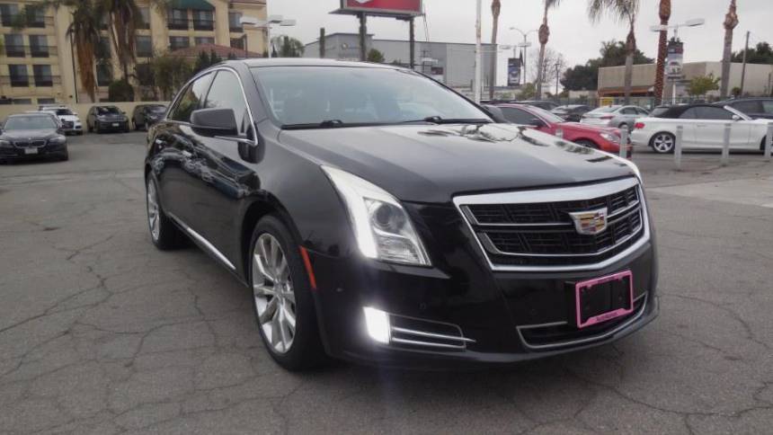 2017 Cadillac XTS Luxury — Sedan — 137,649 mi — Hawaiian Gardens, CA