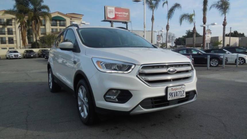 2019 Ford Escape SEL — SUV — 99,999 mi — Hawaiian Gardens, CA