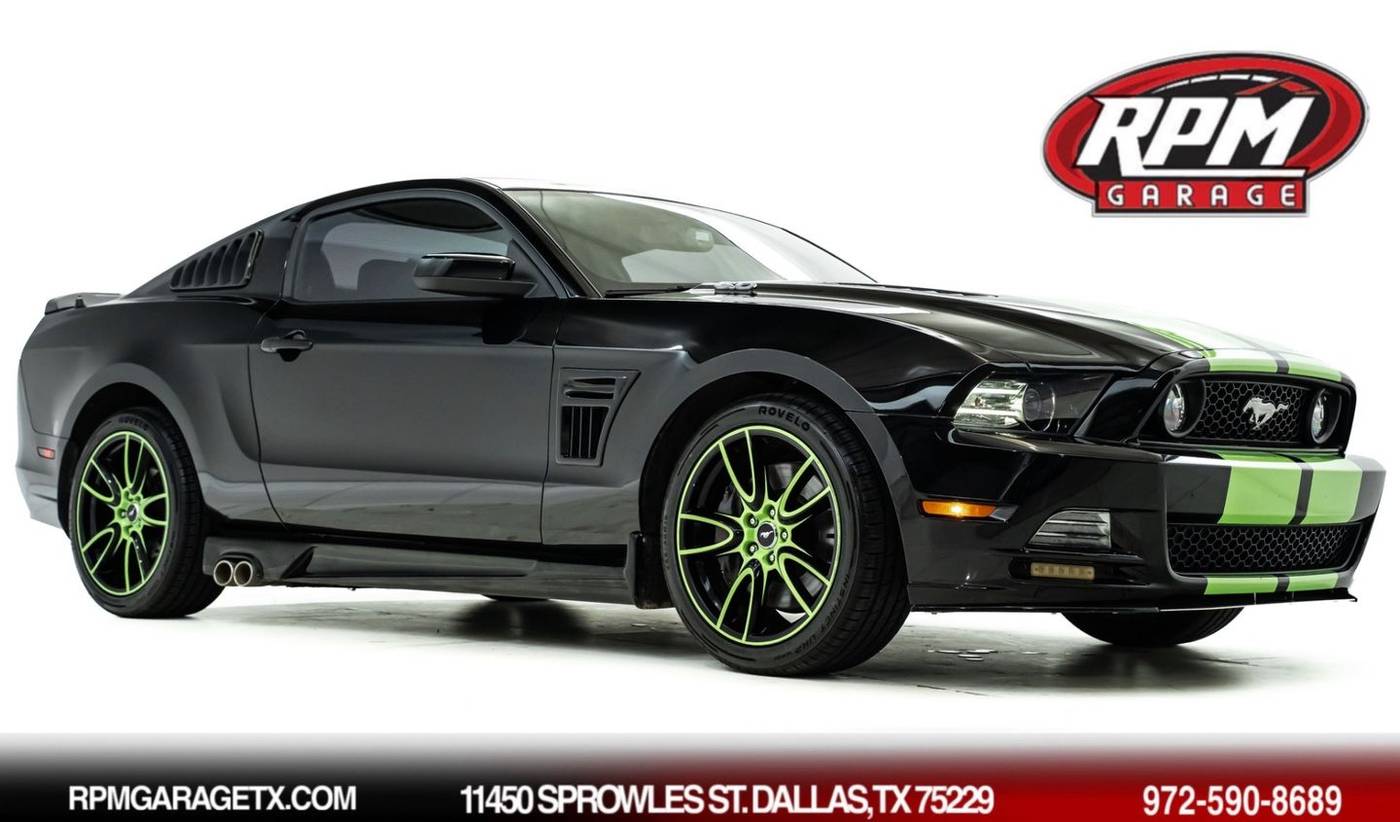 2014 Ford Mustang GT Premium