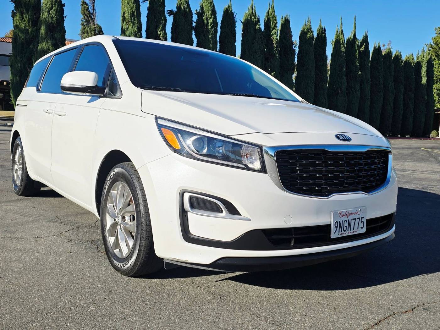 2020 Kia Sedona LX — Minivan — 102,104 mi — Riverside, CA