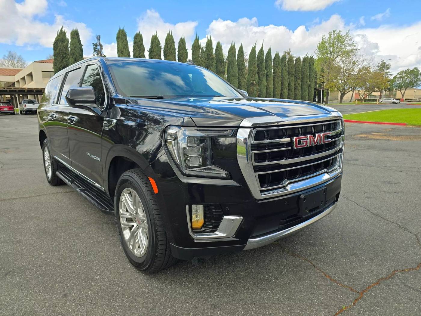 2021 GMC Yukon SLT — SUV — 94,069 mi — Riverside, CA