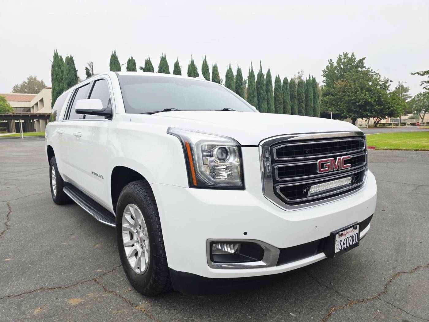 2018 GMC Yukon SLT — SUV — 128,400 mi — Riverside, CA