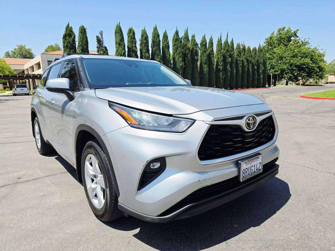 2020 Toyota Highlander LE — SUV — 79,666 mi — Riverside, CA