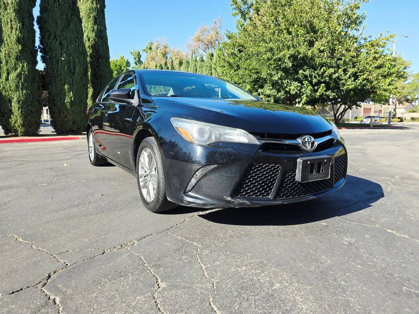 2015 Toyota Camry SE — Sedan — 99,330 mi — Riverside, CA