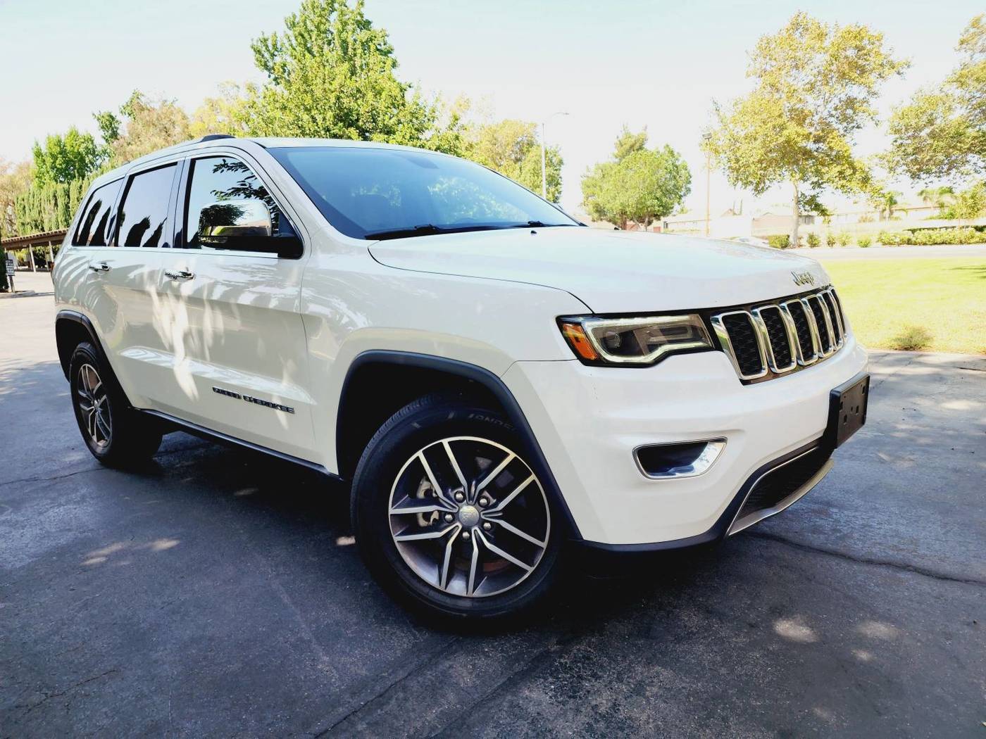 2017 Jeep Grand Cherokee Limited — SUV — 100,844 mi — Riverside, CA