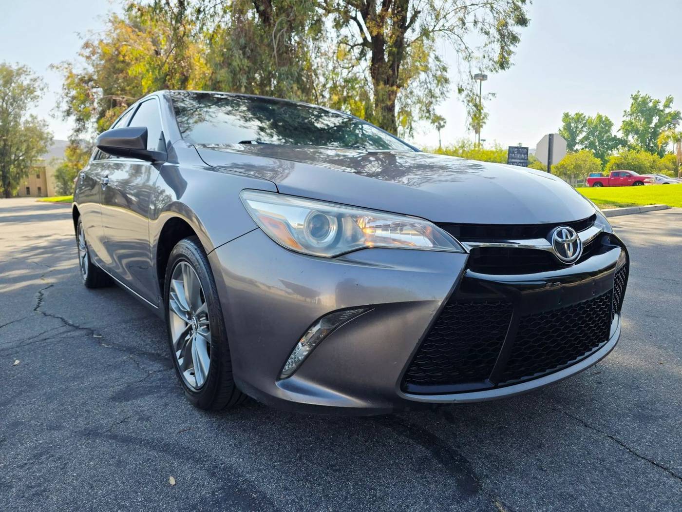 2017 Toyota Camry SE — Sedan — 107,200 mi — Riverside, CA