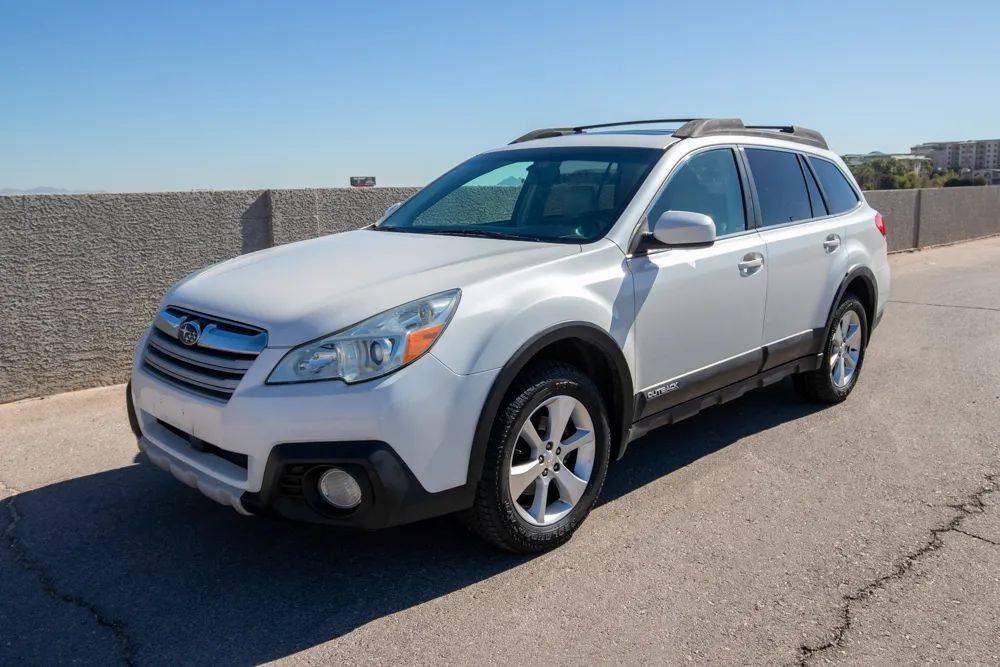 2014 Subaru Outback 2.5i Limited — SUV — 138,801 mi — Las Vegas, NV