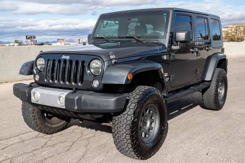 2010 Jeep Wrangler Sahara — SUV — 85,866 mi — Las Vegas, NV