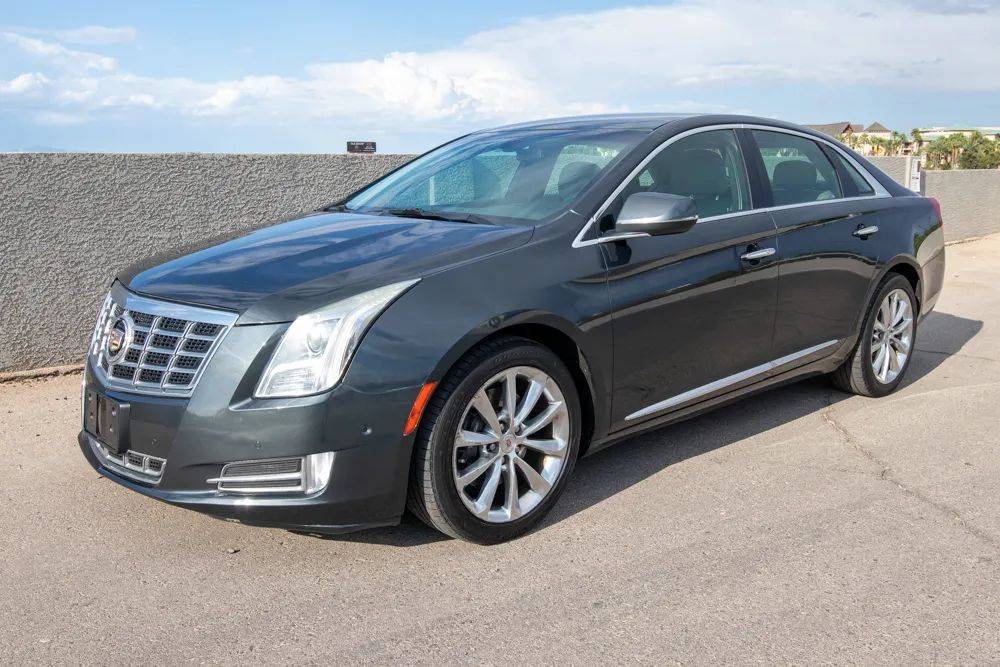 2014 Cadillac XTS Luxury — Sedan — 105,622 mi — Las Vegas, NV