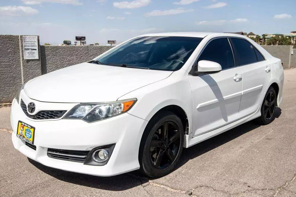 2013 Toyota Camry SE — Sedan — 66,391 mi — Las Vegas, NV