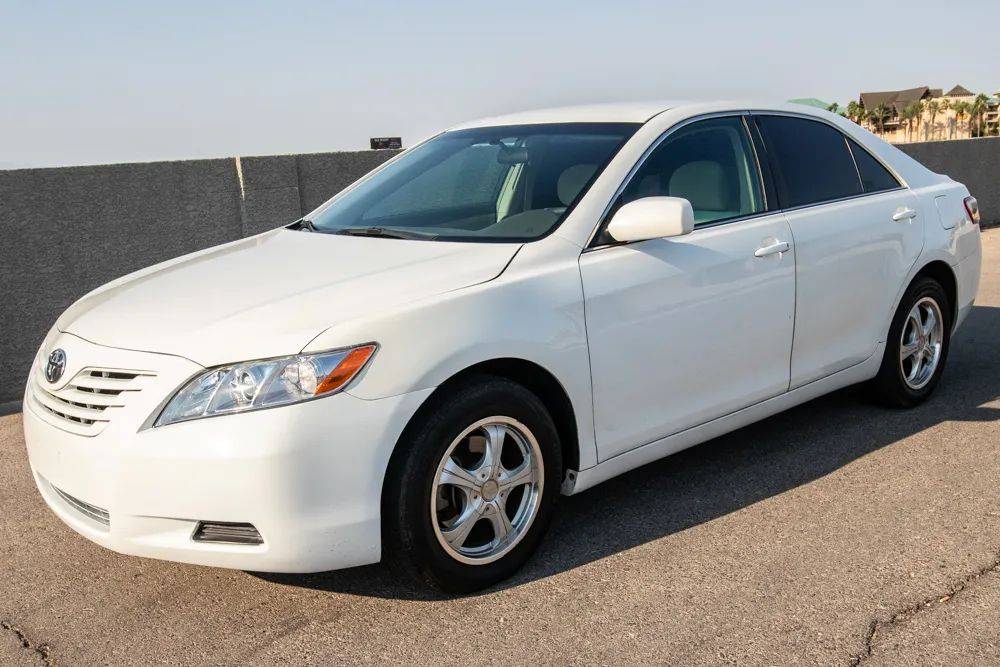 2007 Toyota Camry LE — Sedan — 76,590 mi — Las Vegas, NV