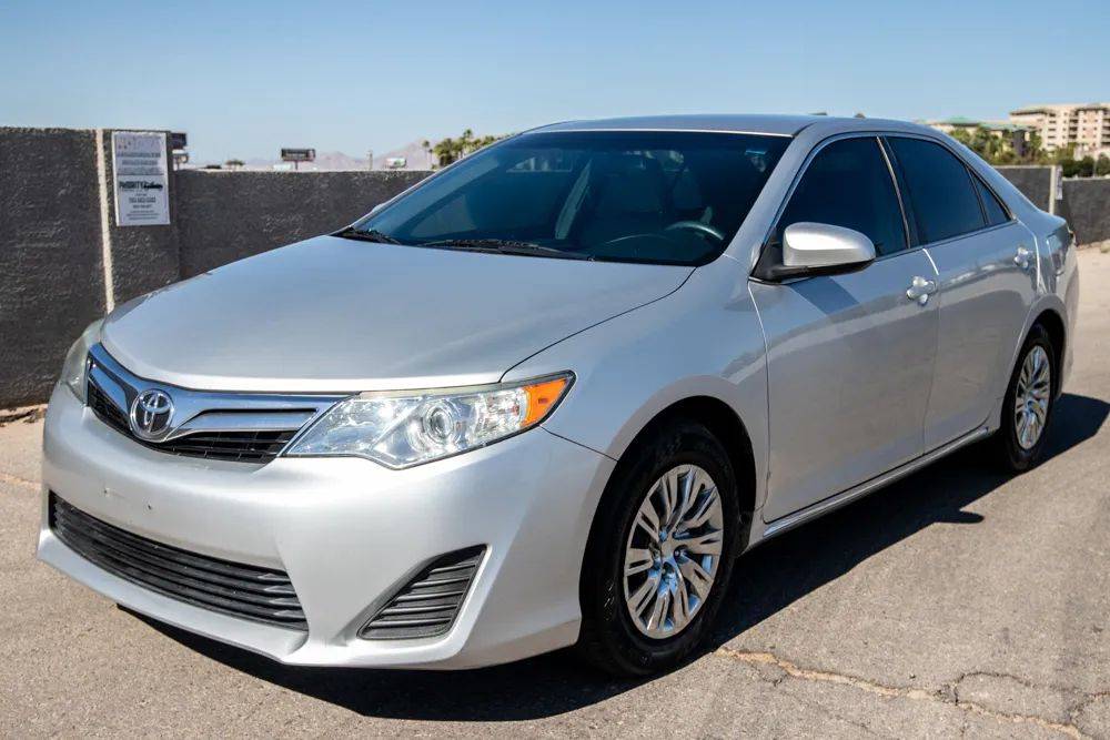 2013 Toyota Camry LE — Sedan — 91,349 mi — Las Vegas, NV